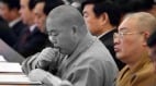彭丽媛的艾滋病亲善与释永信非经济被抓的聚焦(组图)