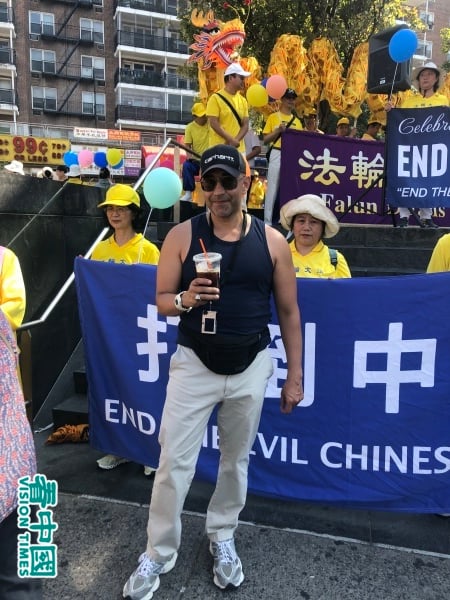 房地产经纪人何塞-马丁内兹（Jose Martinez）