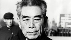 政敵太多怕被鞭屍周恩來火化日現詭異(組圖)