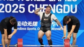 再破世界纪录台湾大力士杨森勇夺世运金牌(组图)