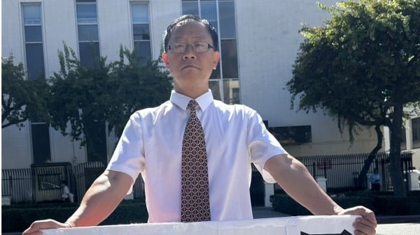 游律師