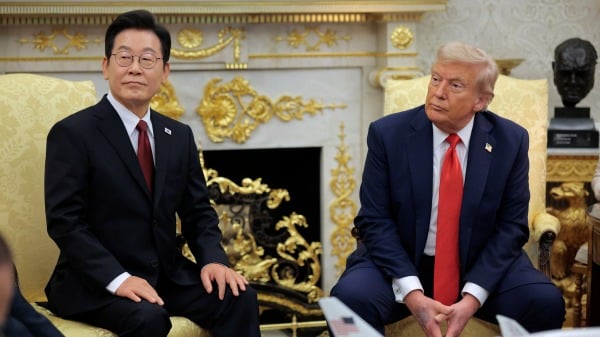 川普与李在明首次会晤聚焦贸易与朝鲜局势(图)