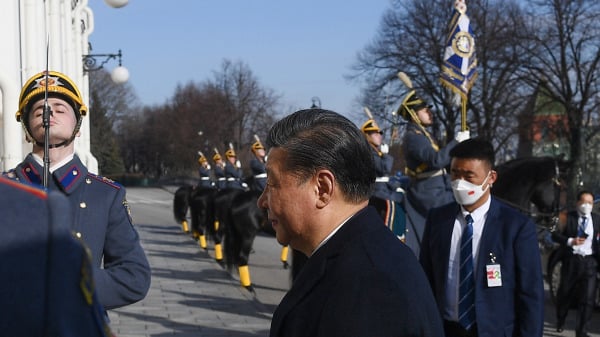 2023年3月21日，中國國家主席習近平抵達莫斯科克里姆林宮與俄羅斯總統舉行會晤。