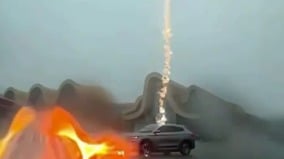 遭天打雷劈廣西比亞迪遭閃電連擊3次場面駭人(圖)