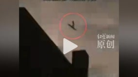 人形黑影踩剑飞行北京天空异象引关注(组图)