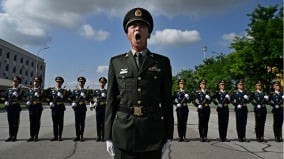 习近平阅兵前重庆惊现反共投影戚洪引爆3股反抗浪潮(图)