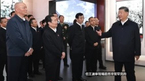 “劲爆”王沪宁背手不为羞辱习是给老人党的“投名状”(图)