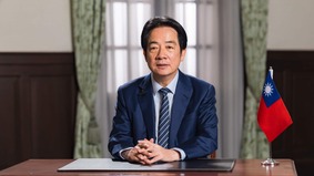 赖清德出访受阻谢金河警告“若台湾非国财富恐瞬间归零”(图)