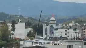 拒絕懸掛中共國旗和洗腦浙江溫州基督教堂遭強拆(圖)