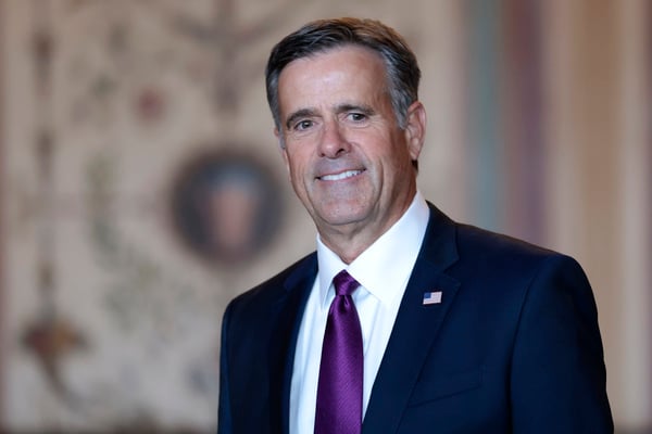 美国中情局局长和委内瑞拉代总统会面(图)