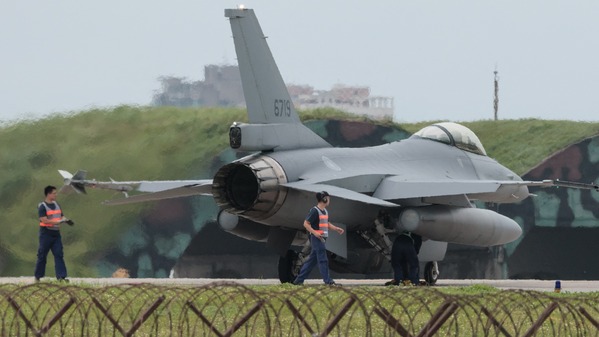 軍機