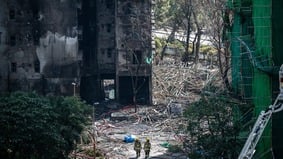 宏福苑5級火394戶聯署人爭取原址重建(圖)