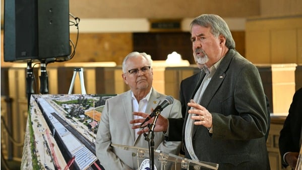 美國眾議員拉馬爾法去世共和黨眾院席位承壓(圖)