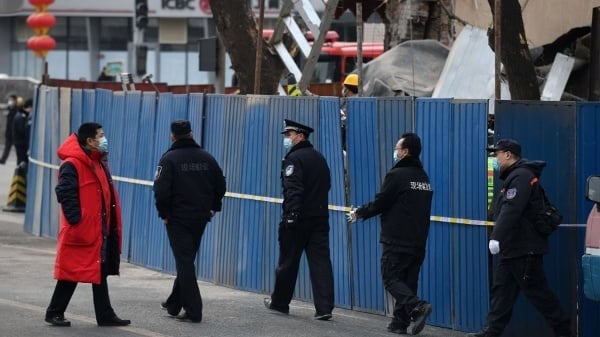五中全会前北京恐惧民兵守桥武警巡街地铁严查(图)