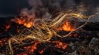 火山女神的发丝熔岩喷发后的奇异丝线(图)