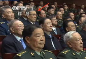 张升民不肯与老干部握手最高领导层军权基础不稳(图)