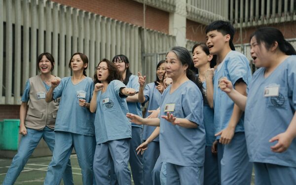 电影《阳光女子合唱团》