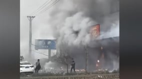 3天2起20死湖北煙花店爆燃致12死含5未成年人(圖)