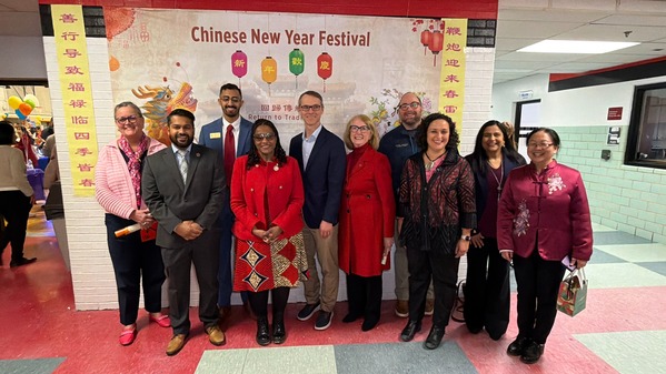 弗州亚裔庆中国新年政要祝马年吉祥赞孝义传统(组图)