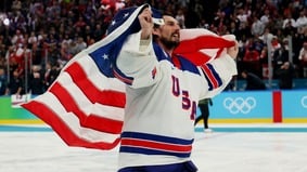 川普致电美国男子冰球队邀请出席国情咨文(图)