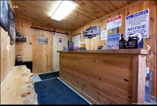 汽车匠心 HD（Automotive Ingenuity HD）以亲切且专业的团队服务，以及舒适温馨的环境，热情迎接每一位顾客。