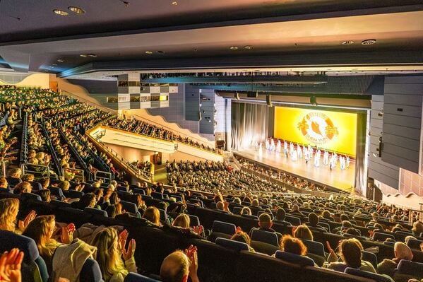 英政府回击中共跨国镇压外交部与安全部长致函支持神韵(图)