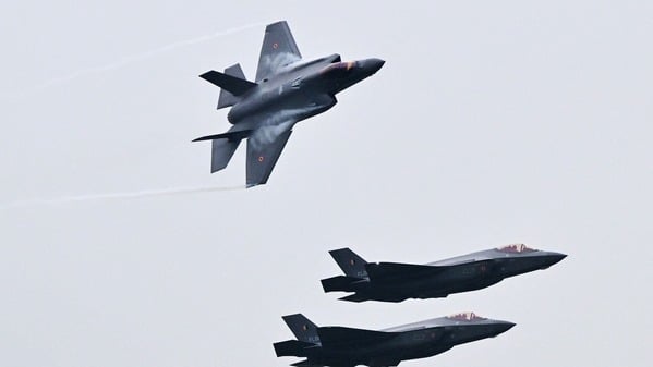 伊朗挑衅“林肯”号航母美国F-35战机出动(图)