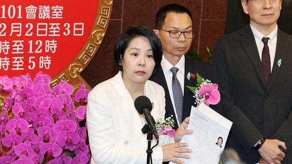 李貞秀國籍爭議延燒「立委資格」引朝野激辯