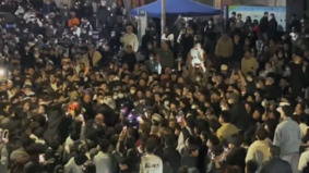 廣東陸豐游神活動全城萬人合力抗議「禁炮令」(圖)