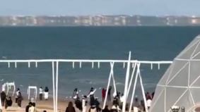 河北秦皇岛海岸惊现海市蜃楼目击者：有房有船(图)