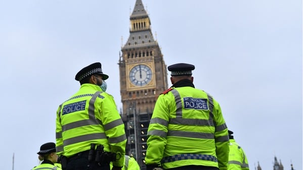 英国再爆共谍案执政党工党籍议员间接证实配偶被捕(图)