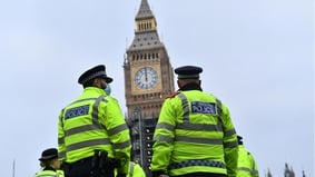 英国再爆共谍案执政党工党籍议员间接证实配偶被捕(图)