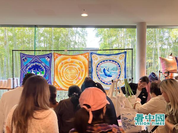 剧场内观众