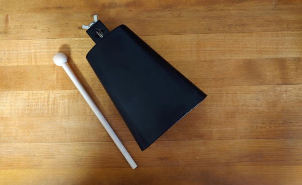 打擊樂器Cowbell(牛鈴)。