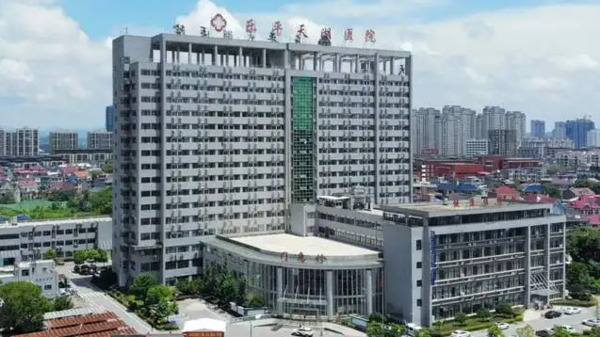 江西天湖医院突解聘全体员工中国医院倒闭潮扩大(图)