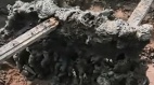 改朝换代河北麦田雷击劈出超大怪石(组图)