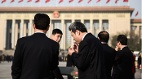 石泰峰隐身一周火速露面魏小东落马半月被撤委员资格(图)