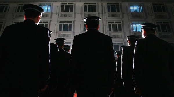 警察