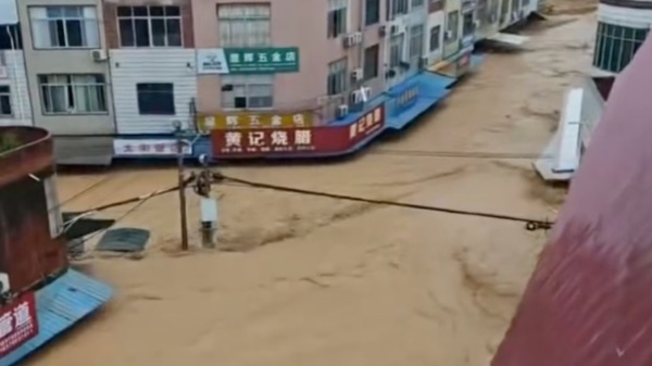 广西六蓝水库险情让人们见识到了一个新名词(组图)