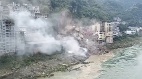 重庆山体崩塌烟花店被掩埋传被埋大巴载18人(图)