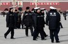 路虎女火了拘留期间座驾停街上被曝是公安局长・・・(组图)