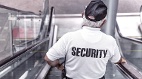 纽约市警察局宣布2026年上半年枪击和谋杀案数量降低(图)