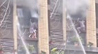 连云港火灾母女坠亡消防人员一动作惹怒全网(图)