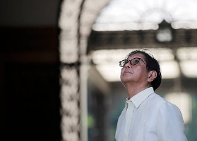 倆炮灰一年後被追認馬尼拉義人送棺習近平(圖)