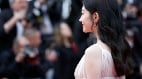 被捧杀的“景甜们”从巴尔扎克《搅水女人》看权钱的献祭(图)