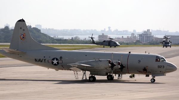 央视罕曝火箭军兵推画面美军基地成目标(图)