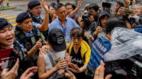 邹幸彤将上诉叮嘱好友代照顾邹母(图)