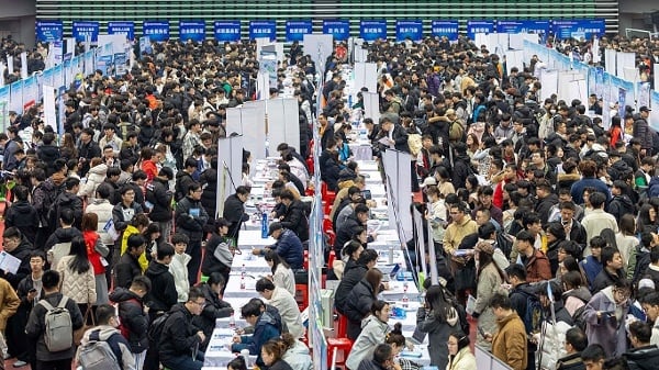 中国8月青年失业率18.9创今年最高仍被指严重低报(图)