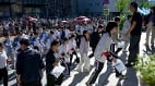 传北京18中引进大批山东教师学生集体罢课抗议(图)